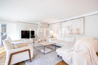 Pis a Exposició. Piso en venta en doctor moliner
