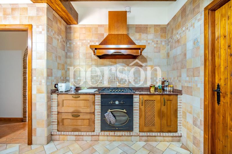 Foto ad960365-6625-4b7f-8c1d-a0e56e30efb9. Xalet amb calefacció piscina a Navarrés