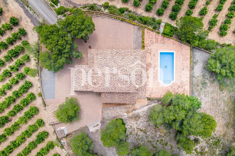 Foto fae2a34e-1469-408c-a761-83ce960775eb. Xalet amb calefacció piscina a Navarrés