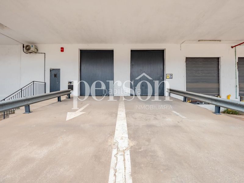 Foto ab6080e9-6d83-4298-861d-81229a3a9c59. Alquiler nave industrial nave logística llave en mano eficiencia operativa y conectividad estratégica en Paterna