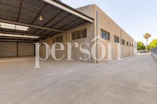 Capannone industriale in Albalat de la Ribera. Nave industrial estratégica en albalat espacio, maniobrabilidad