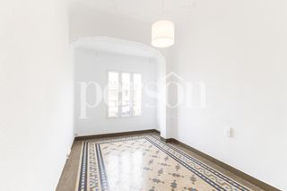 Flat in Russafa