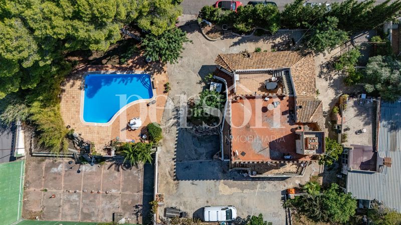 Foto 98960a56-003e-4ac1-94b5-2d8ca64af6c5. Xalet amb calefacció aparcament piscina a Camí de Paterna-Lloma del Calderer Bétera