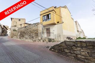 Maison  Pilares. Casa de pueblo en miranda de arga para entrar a vivir