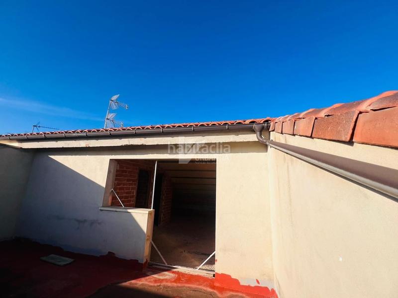 Foto 99692a22-4b2d-458a-8bf3-618b7a16d7d1. Casa adossada amb aparcament a Larraga