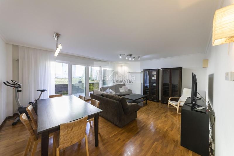 Foto c1d97856-ae08-4c4f-b363-d6e646cef5d9. Maison jumelée avec chauffage dans Olaz Valle de Egüés / Eguesibar