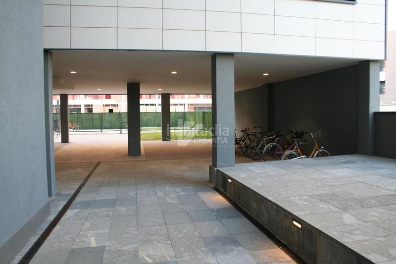 Foto dc43c504-fa2e-4a84-bccb-b97f43dcba31. Rent penthouse with heating parking in Lezkairu Pamplona / Iruña