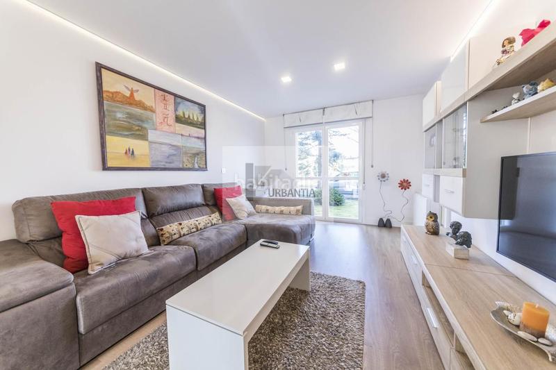 Foto d9f6b397-a214-4dbd-946b-cce6e39c1d7c. Ground floor with heating parking in Mendillorri Pamplona / Iruña