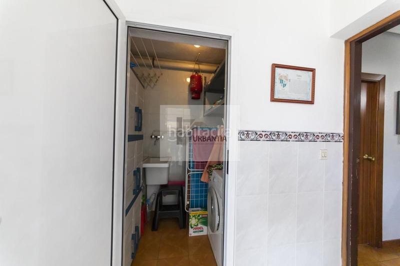 Foto 40b7e5a3-51af-48a7-b761-f8942a0c5c91. Casa adosada precioso chalet adosado en esquina . en Berriozar