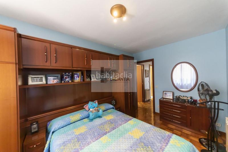 Foto daaa2d95-9d8d-4f5c-acf2-429e5fb93b4e. Casa adosada precioso chalet adosado en esquina . en Berriozar