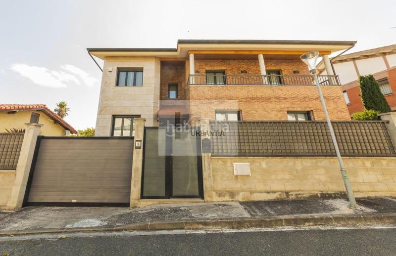 Foto 262e3782-cb31-4ac8-91cc-dde430e43868. Casa amb calefacció aparcament a Cizur