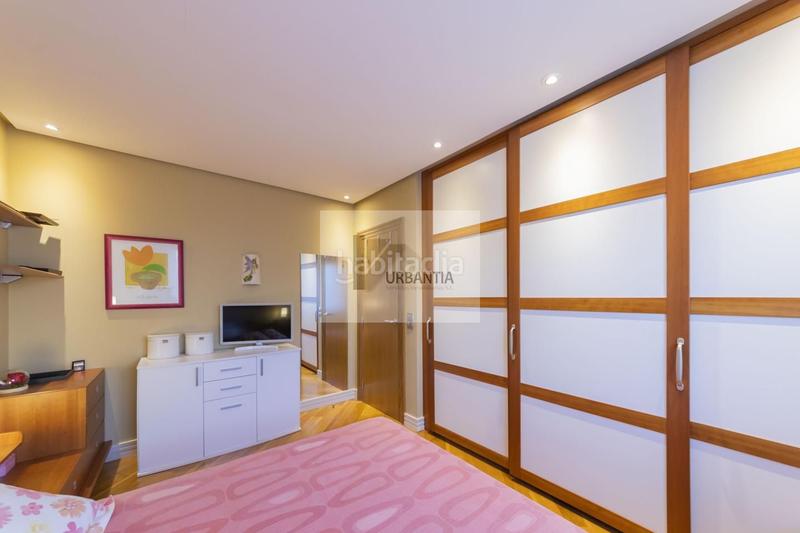 Foto 2bd5f1f8-04e5-475c-baaf-32764889e369. Casa amb calefacció aparcament a Cizur