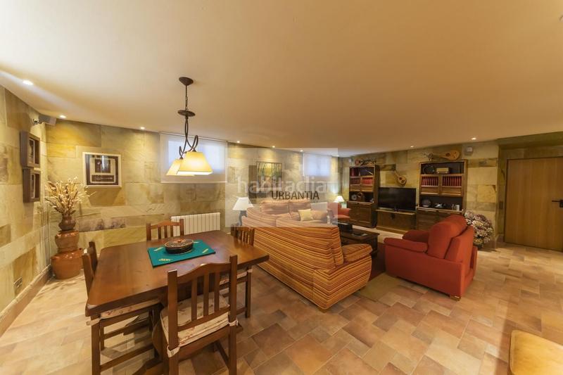 Foto 6d250c02-5fd5-4700-a648-2c76a777a7db. Casa amb calefacció aparcament a Cizur