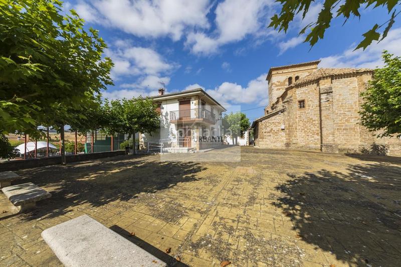 Foto 86dabea7-3a2b-4e4b-8b8a-27f3089aaab6. Casa amb calefacció aparcament a Cizur