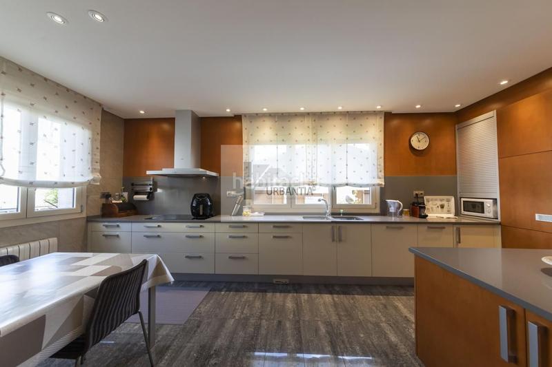 Foto 8f971ee7-19f6-46df-8acc-a336681b3752. Casa amb calefacció aparcament a Cizur