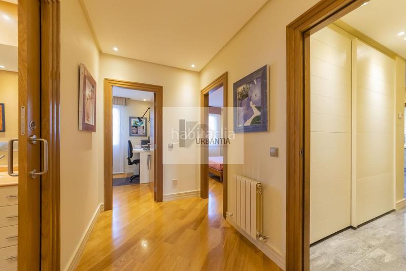 Foto b0c031a9-8677-46af-b481-452952949ed4. Casa amb calefacció aparcament a Cizur