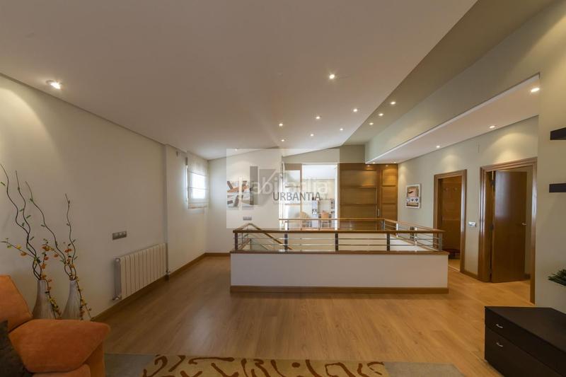 Foto c166da46-7d29-400c-bfe9-73d0579fd3d4. Casa amb calefacció aparcament a Cizur