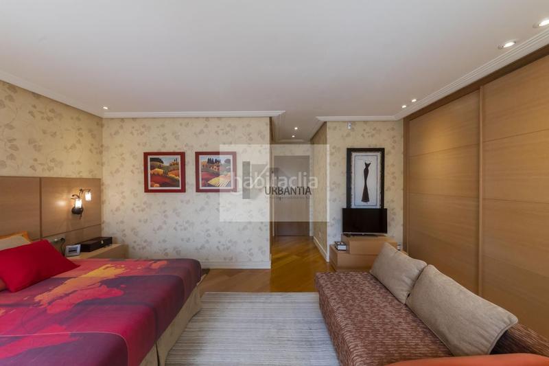 Foto c268b88f-aff0-46ee-92ca-17f0de908eb6. Casa amb calefacció aparcament a Cizur