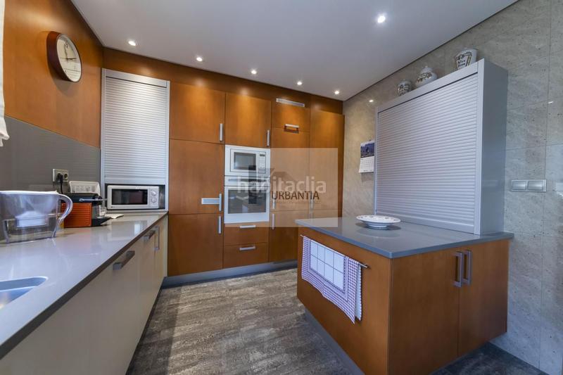 Foto dd76d6bc-1a64-4176-bd96-eecd7d2eb6d4. Casa amb calefacció aparcament a Cizur