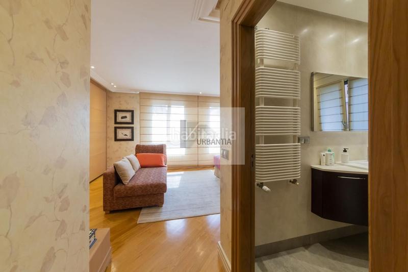 Foto eedfb909-bd51-4f40-a053-01e2f6d3a846. Casa amb calefacció aparcament a Cizur