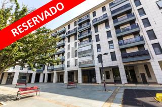Pis  Doctora juana garcia orcoyen. Exclusivo piso en san jorge, junto al parque fluvial del arga.