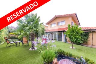 Maison  Cirauqui. Urbantia vende magnífica vivienda unifamiliar en mañeru navarra