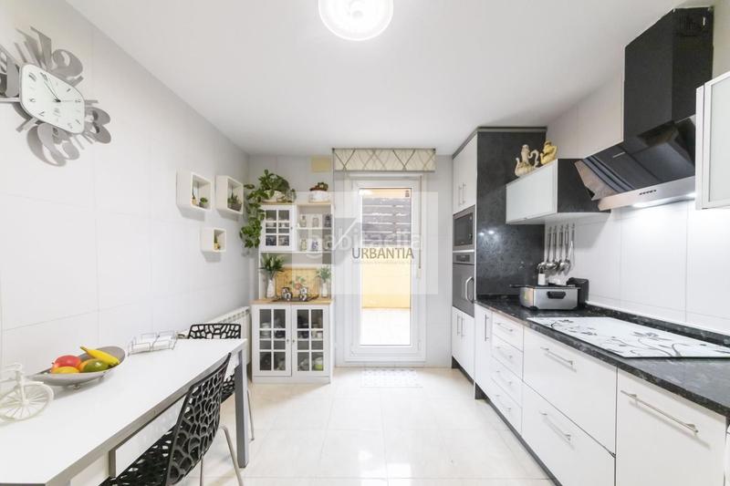 Foto 1eedc9bf-c8a7-4d19-813e-68a0b76b3689. Casa urbantia vende magnífica vivienda unifamiliar navarra en Mañeru
