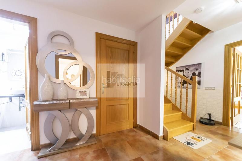 Foto 2057b564-924b-4374-8a6e-3a3378a36b29. Casa urbantia vende magnífica vivienda unifamiliar navarra en Mañeru