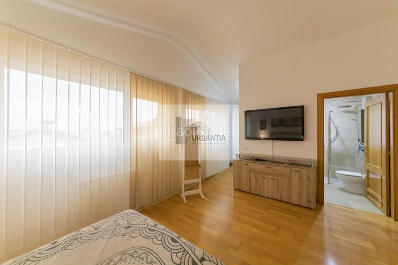 Foto 416db521-ef11-426a-80ff-784beff98e59. Casa urbantia vende magnífica vivienda unifamiliar navarra en Mañeru