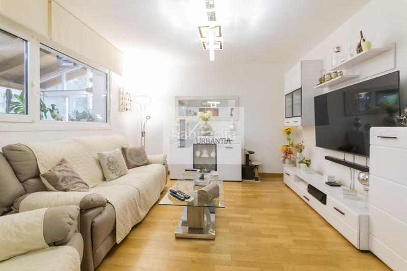 Foto 589ea449-a930-4de6-be29-9051787dacca. Casa urbantia vende magnífica vivienda unifamiliar navarra en Mañeru