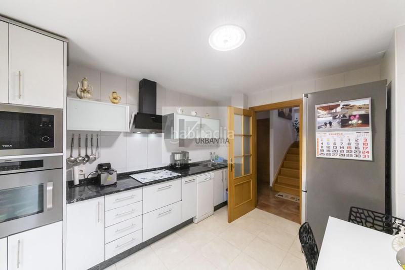 Foto ace9a504-357e-40e6-ab6f-ae19729bfb65. Casa urbantia vende magnífica vivienda unifamiliar navarra en Mañeru