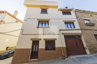 Casa  La balsa. Gran casa de pueblo en arróniz, tierra estella