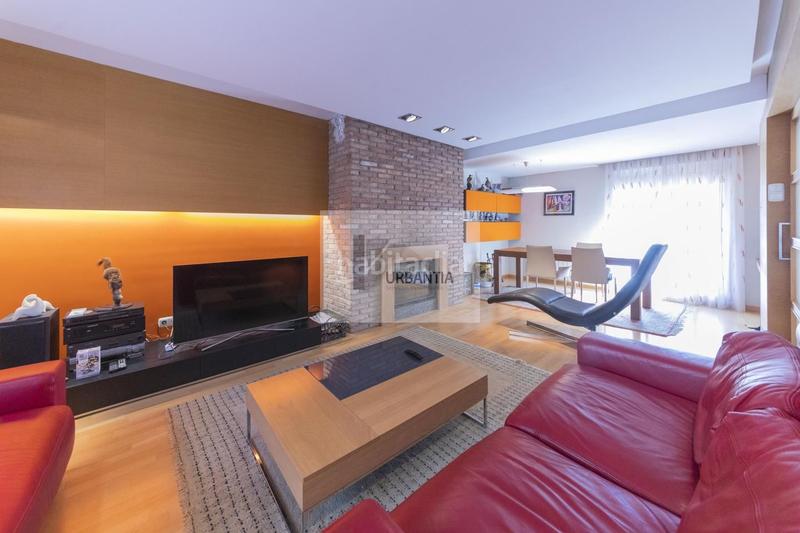 Foto d3f8a3b3-bae9-4557-96df-64ac98362769. Maison jumelée avec chauffage dans Esteribar
