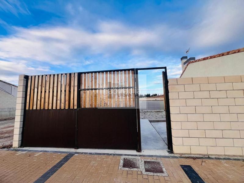 Foto 45b537e5-dac9-4bf4-908d-0c29d3a518dd. Terrain résidentiel dans Larraga