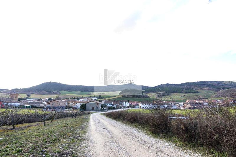 Foto 240f8260-33aa-485c-ab67-0882ec6ee16e. Casa ultimas viviendas en esquina promoción en Enériz