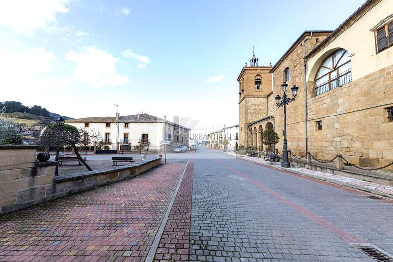 Foto 259d5ff9-230e-414a-a8da-2a9b1ea3be32. Casa ultimas viviendas en esquina promoción en Enériz