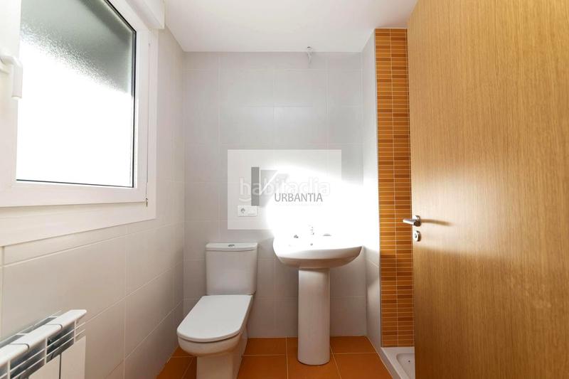 Foto 26c6d9c3-02e1-4219-9d30-e81711e4116b. Casa ultimas viviendas en esquina promoción en Enériz