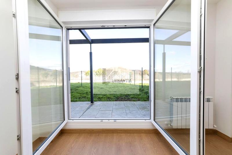 Foto 8603a677-6f58-4790-aa1e-34bc0a424e59. Casa ultimas viviendas en esquina promoción en Enériz