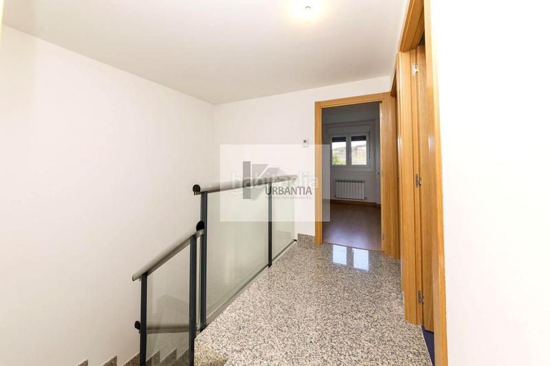 Foto 9a1df691-54ed-40d8-8a48-379c7461b717. Casa ultimas viviendas en esquina promoción en Enériz