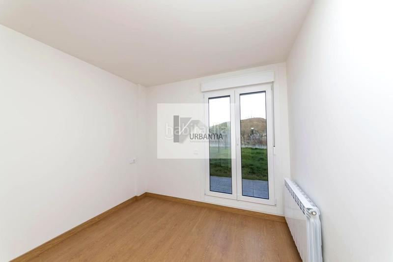 Foto cfef5bae-f723-44fb-871c-79237041c00a. Casa ultimas viviendas en esquina promoción en Enériz