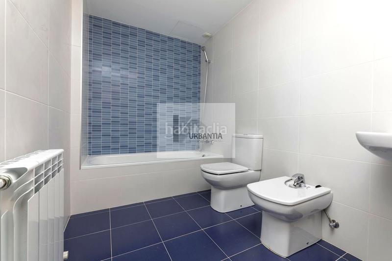 Foto d32a83fb-8b94-4365-8242-6c4d6e8fd345. Casa ultimas viviendas en esquina promoción en Enériz