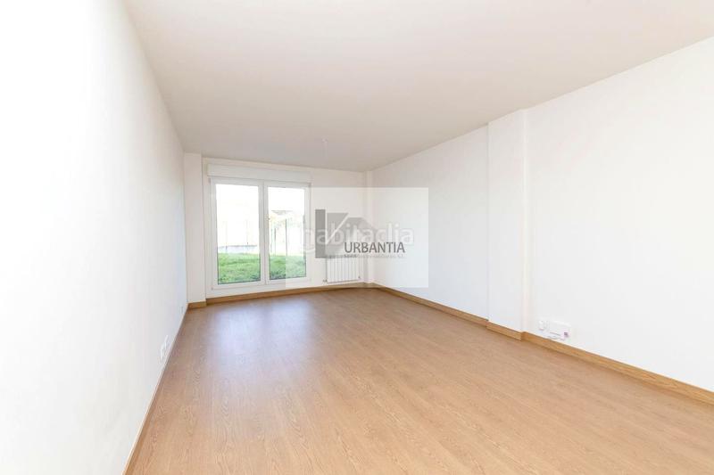 Foto db09c9a4-38f8-4daf-b344-66f49104eba4. Casa ultimas viviendas en esquina promoción en Enériz