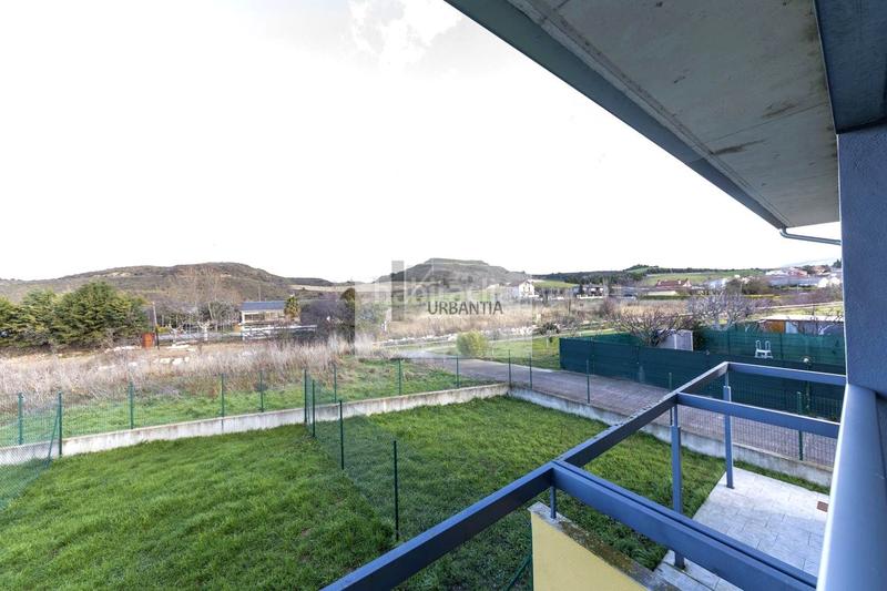 Foto e2d4cdb3-3c67-42c5-a7bc-0d5d65d85001. Casa ultimas viviendas en esquina promoción en Enériz