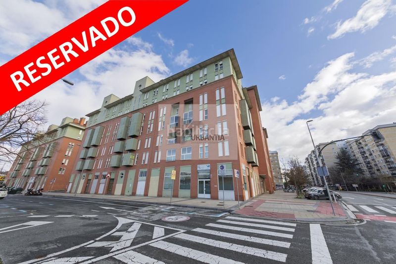 Foto 3570d830-96ce-43cc-9db9-bc59e8c43ba9. Pis amb calefacció aparcament a San Jorge Pamplona / Iruña