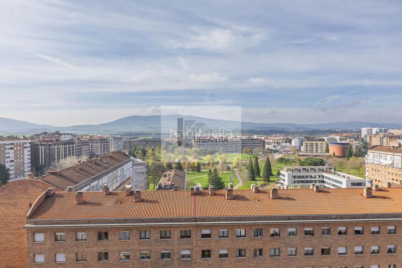 Foto 823093fe-d76f-4718-beee-18c20eba795b. Piso vivir en las alturas. una vivienda única en el corazón de pamplona. en Pamplona / Iruña