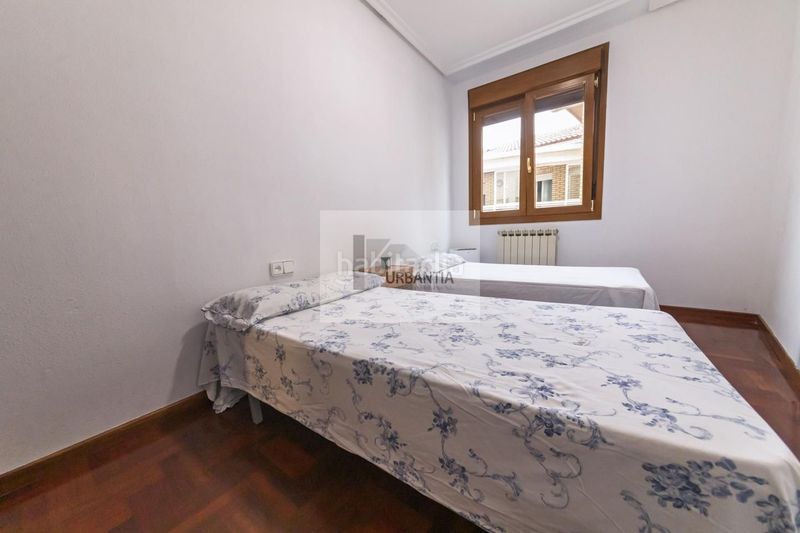 Foto 2401dd5b-4070-4b6d-bece-75cd2fd3b132. Pis amb calefacció a Arcos (Los)