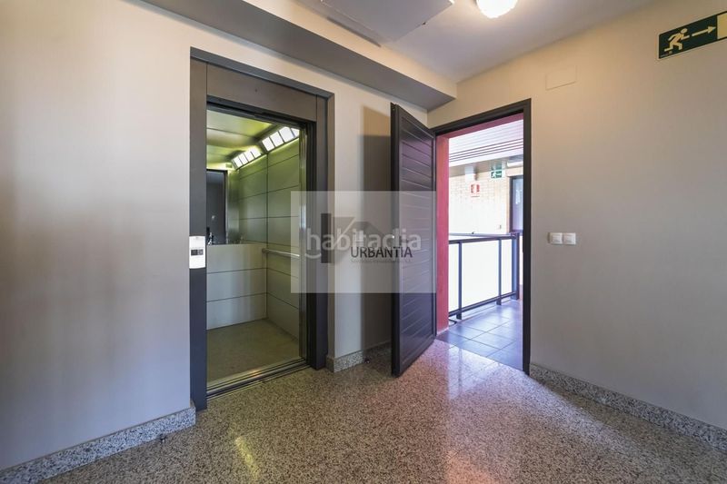 Foto a4025f98-137e-4298-9575-a3812f19821b. Pis amb calefacció aparcament a Larraga