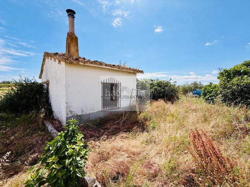 Foto a3334571-3e64-4824-af41-755901cedb37. Finca rústica a Allo