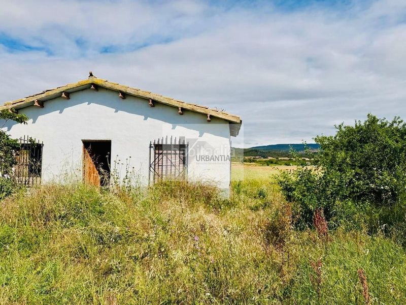 Foto d0bcc165-61d6-4ec5-b699-86e51217ab55. Finca rústica a Allo