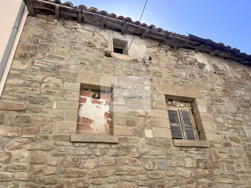 Foto 86345695-3a1f-4084-8512-9728fead015f. Masia a Larraga